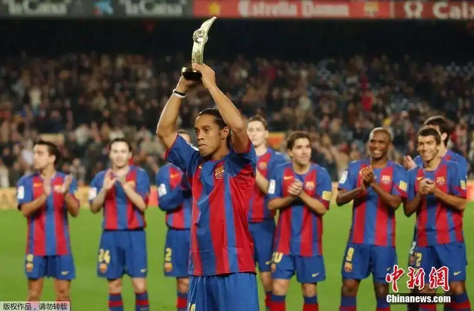 他展示的潜 他展示的潜